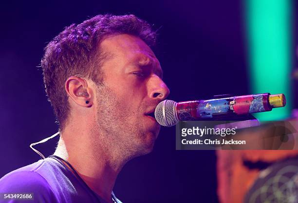 Chris Martin from Coldplay performs on stage during the Sentebale Concert at Kensington Palace on June 28, 2016 in London, England. Sentebale was...