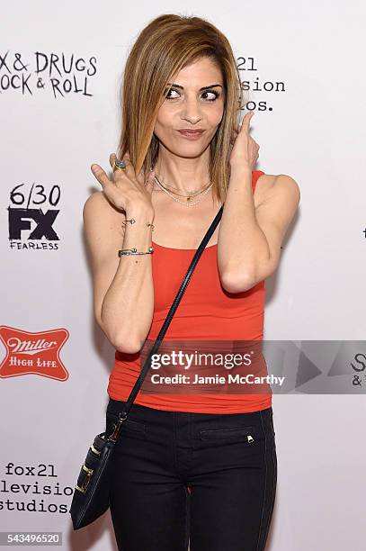 Callie Rocks Callie Thorn Photos and Premium High Res Pictures - Getty Images