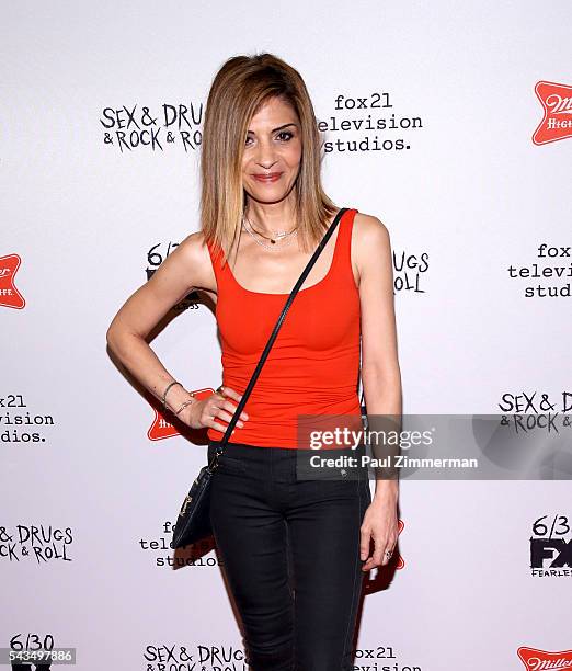 Callie Rocks Callie Thorn Photos and Premium High Res Pictures - Getty Images