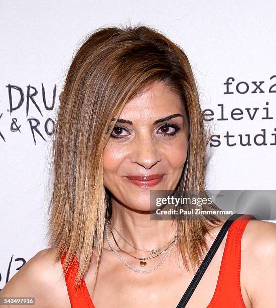 Callie Rocks Callie Thorn Photos and Premium High Res Pictures - Getty Images