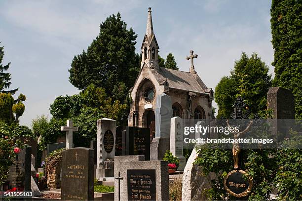 The cemetery Grinzing is located in the center of Grinzing; It covers an area of 45.265 square meters and is home to 5.095 grave sites. Vienna....