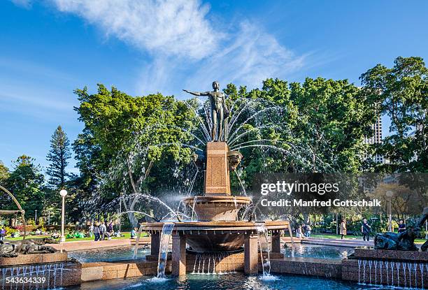 archibald fountain sydney hyde park - archibald fountain stock-fotos und bilder