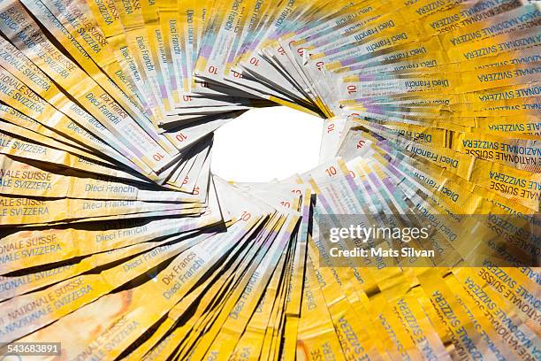 currency - schweizer währung stock-fotos und bilder