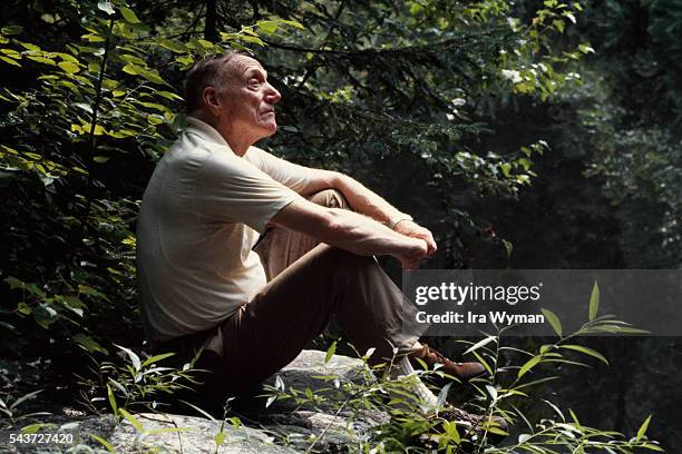 Bob Stratton 150 Robert Stratton Stock Photos, High-Res Pictures, and Images - Getty ...