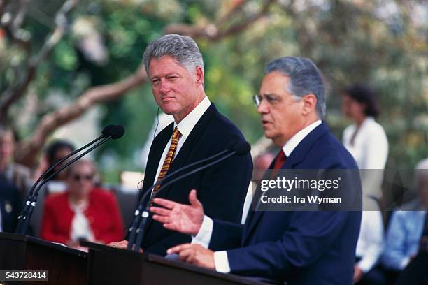 American President Bill Clinton meets President of the Federative Republic of Brazil Fernando Henrique Cardoso.