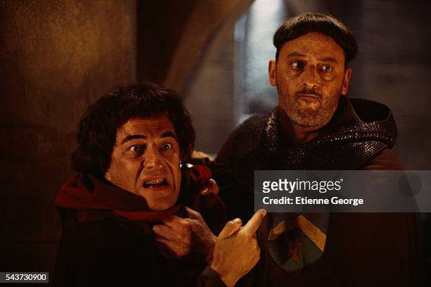 French actors Christian Clavier and Jean Reno on the set of the film Les Couloirs du temps: Les visiteurs 2, directed by French director Jean-Marie...