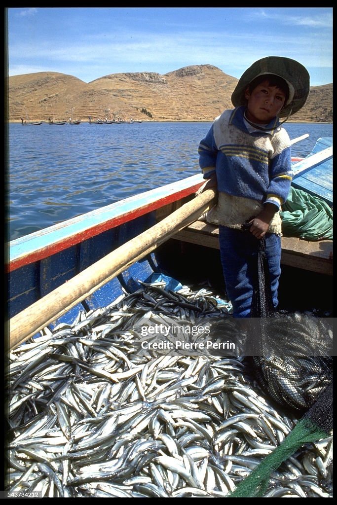 BOLIVIA: THE LAST LAKE TITICACA FISHERMEN