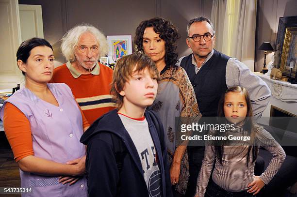 French actors Jacqueline Corado, Pierre Richard, Clémentine Célarié, Antoine Duléry and Manon Chevallier on the set of Victor written and directed by...