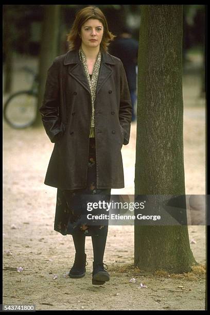 French actress Chiara Mastroianni on the set of the film Le Journal du séducteur, directed by Danièle Dubroux, based on Danish philosopher Sren...