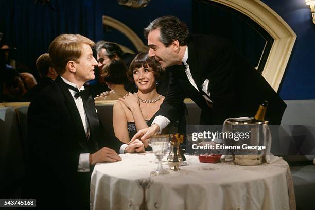 French actors Sabine Azéma, Pierre Arditi and André Dussollier on the set of Melo, directed by Alain Resnais based on the Henri Bernstein play....