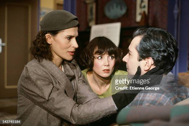 French actors Fanny Ardant, Sabine Azéma and Pierre Arditi on the set of Melo, directed by Alain Resnais based on the Henri Bernstein play. Sabine...