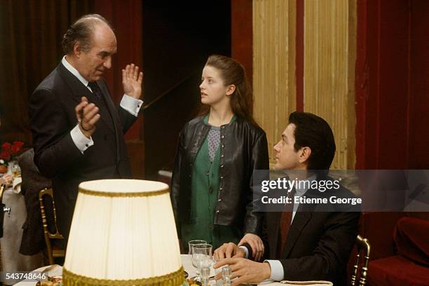 Actors Laure Marsac, Michel Piccoli and Bernard Giraudeau on the set of "L'Homme Voile" , directed by Lebanese film-maker Maroun Bagdadi.