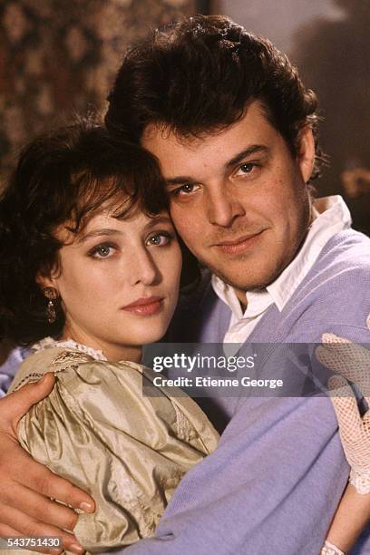 American actress Virginia Madsen and her husband, American director Danny Huston, on the set of his film "Becoming Colette".