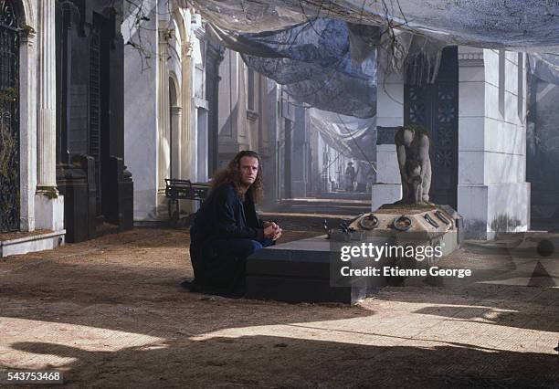 American-born actor Christopher Lambert on the set of "Highlander II: The Quickening", directed by Russell Mulcahy.