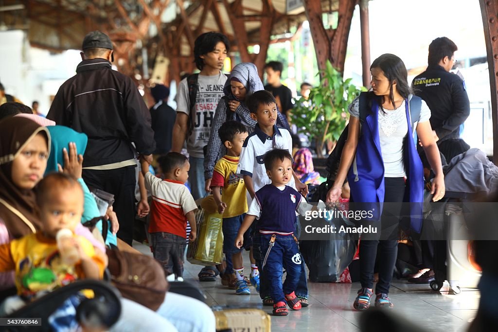 Eid al-fitr in Indonesia 