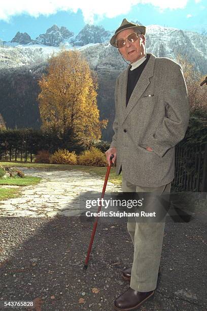Frison Roche 55 Roger Frison Roche Stock Photos, High-Res Pictures, and Images ...