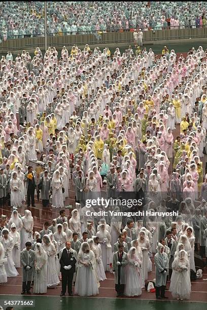 Marriage Reverant Moon Reverend Moon Photos and Premium High Res Pictures - Getty Images