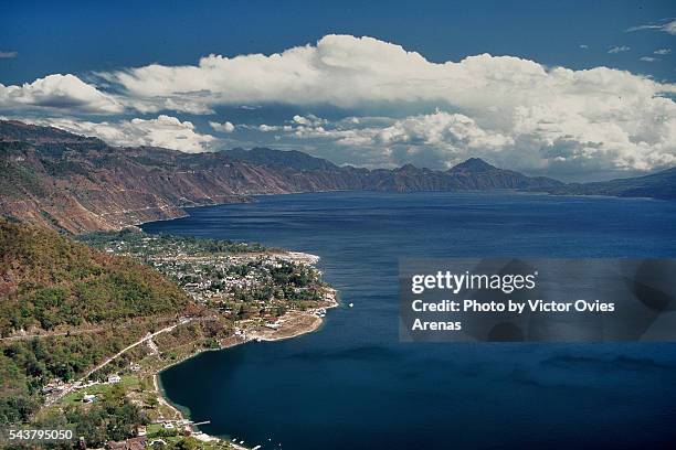 lake atitlan - el quiché imagens e fotografias de stock