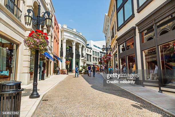 two rodeo drive alley, beverly hills, los angeles, california, u - beverly hills california stock pictures, royalty-free photos & images