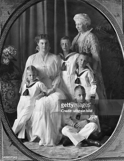 Auguste Viktoria - German Empress, Queen of Prussia*22.10.1858-+- with Crown Princess Cecilie and Princes William, Louis Ferdinand, Friedrich and...