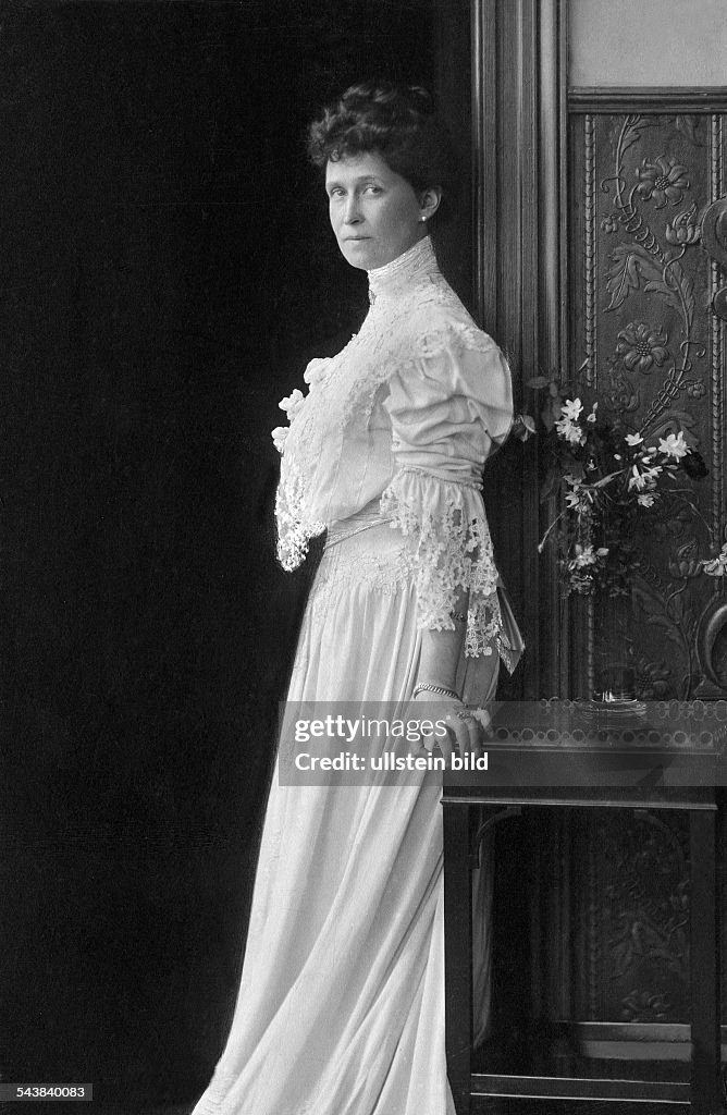 Hesse-Darmstadt, Princess Irene of - Wife of Heinrich of Prussia, Germany*11.07.1866-11.11.1953+ - 1907- Photographer: T.H. VoigtVintage property of ullstein bild
