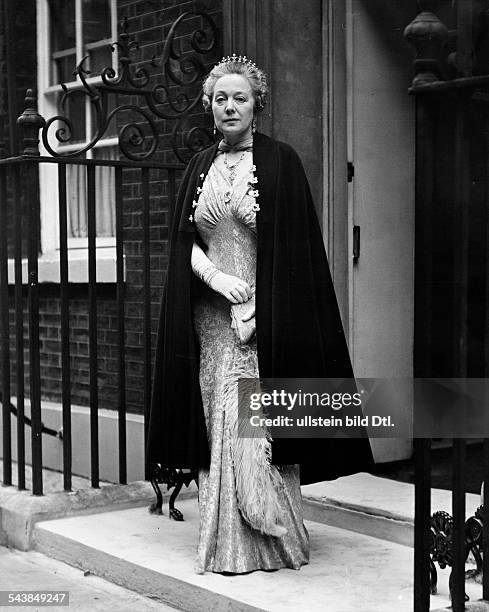 Chamberlain, Anne - Great BritainThe wife of premier Neville Chamberlain at the frontdoor of Downing street ten wearing a dress and stole at the day...