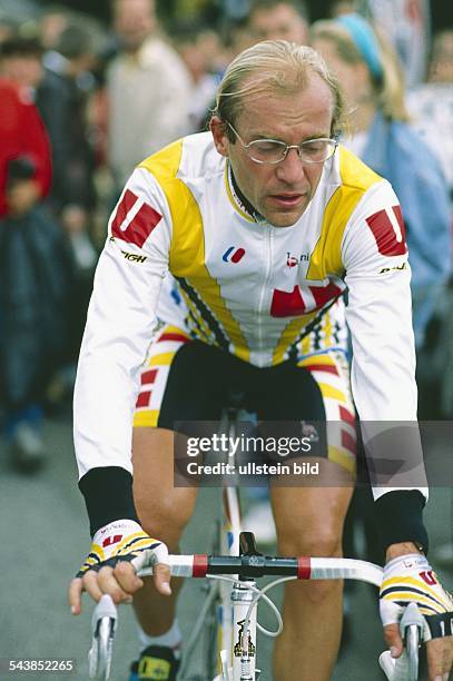 Der Radsportler Laurent Fignon .