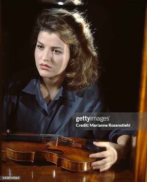 Anne Mutter 935 Anne Sophie Mutter Photos & High Res Pictures - Getty Images