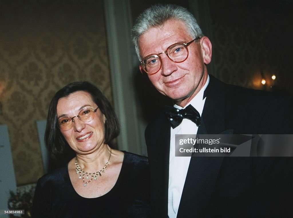 Uhrlau, Ernst und Ehefrau