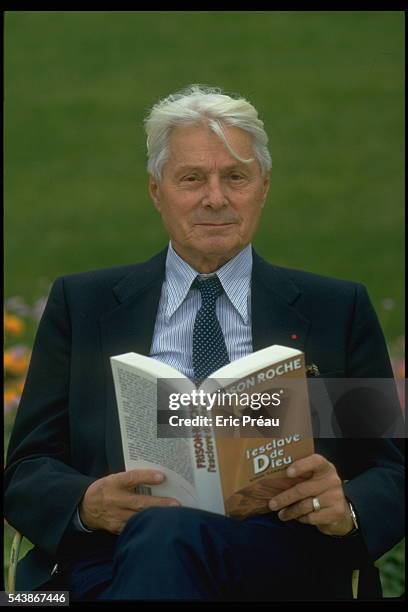 Frison Roche 55 Roger Frison Roche Stock Photos, High-Res Pictures, and Images ...