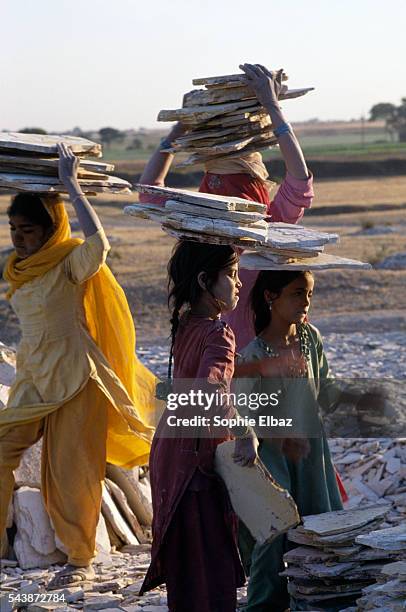 From the slate extracted from the mines, the workshops produce boxes of 50 pencils for the sum of 3 rupees. In spite of the law prohibiting the...