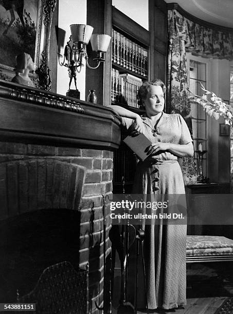 Maria Rind Maria Reining Photos and Premium High Res Pictures - Getty Images