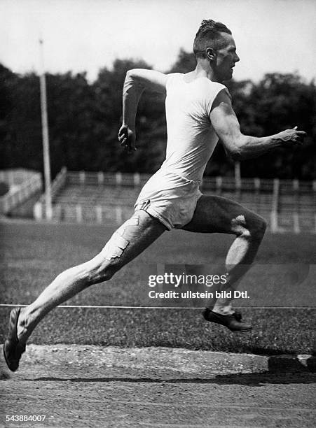 Felix Rinner 16 Olympia Sonderheft Stock Photos, High-Res Pictures, and Images ...