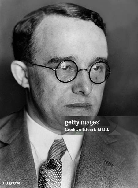 Max Rhistopian 12 Laserson Stock Photos, High-Res Pictures, and Images - Getty Images