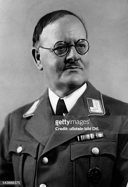 Kreis, Wilhelm - Architect, Germany*17.03.1873-+ Portrait in national socialist uniform - 1941- Photographer: Presse-Illustrationen Heinrich...