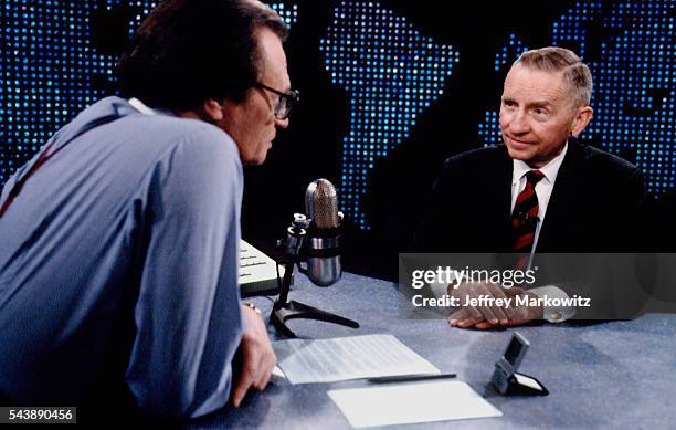ROSS PEROT, LARRY KING'S GUEST ON C.N.N