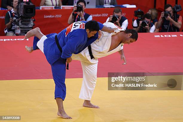 London 2012 - Judo - Bronze finals men +100kg - Rafafi Silva in white won the bronze medal vs Kim Sung-Min