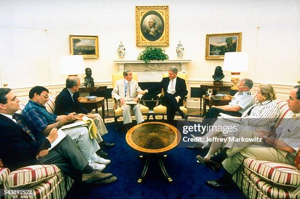 578 Us Clinton Bosnia Stock Photos, High-Res Pictures, and Images ...