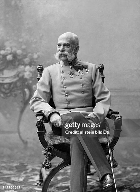 Austria, Franz Joseph Emperor of, Austria-Hungary *18.08.1830-+ - Portrait, sitting - Photographer: Atelier Carl Pietzner - 1890 Vintage property of...