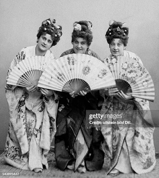 225 Therese Singer Stock Photos, HighRes Pictures, and Images Getty