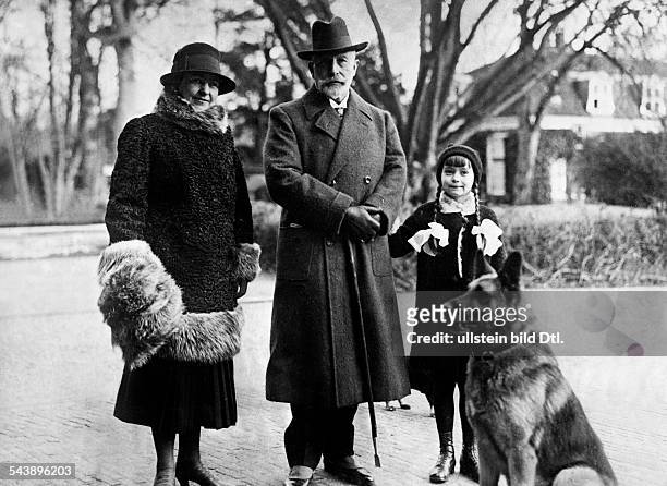 Wilhelm II - German Emperor, King of Prussia*27.01.1859-+Emperor of Germany 1888-1918- with his second wife Hermine and his daughter Princess...