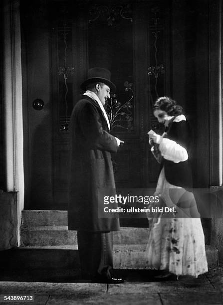 Bergner, Elisabeth - Actress, Austria *22.08.1897-+nee: Elisabeth Ettl- as 'Ariane Kusnetzowa' and actor Rudolf Forster as'Konstantin Michael' in the...