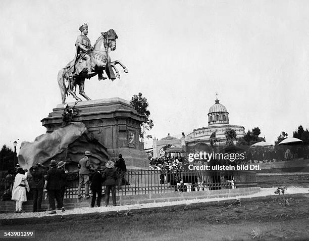 Ethiopia Addis Abeba Addis Abeba Memorial for King Menelik which Emperor Haile Selassie I. Had errected - Photographer: Eduard Schlochauer- Published...