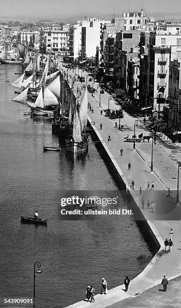 Greece Macedonia Thessaloniki : port with sailing ships - Photographer: Hanns Tschira- Published by: 'Das Reich' 28/1940Vintage property of ullstein...