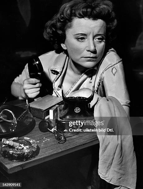 16 Reva Holsey Stock Photos, HighRes Pictures, and Images Getty Images