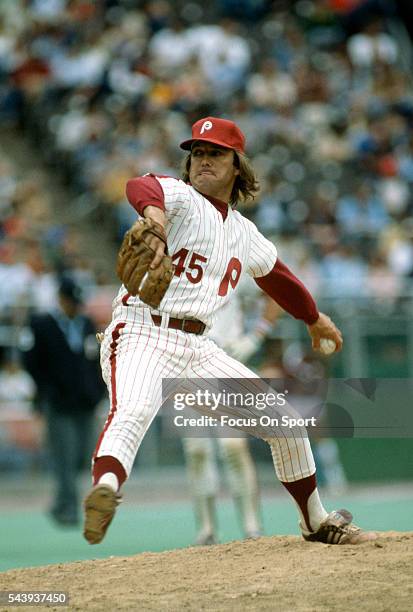 Tug McGraw of the Philadelphia Phillies pitches during an Major League Baseball game circa 1980 at Veterans Stadium in Philadelphia, Pennsylvania....