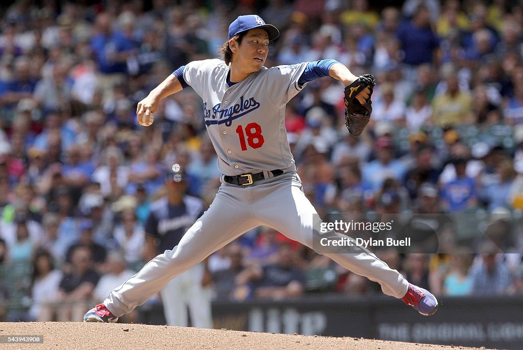 Los Angeles Dodgers v Milwaukee Brewers
