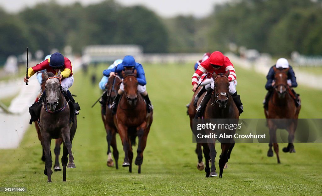 Newbury Races