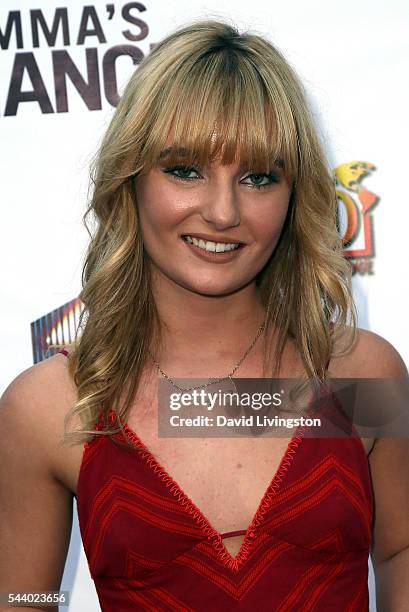 Christina Robinson (Actress) Photos and Premium High Res Pictures