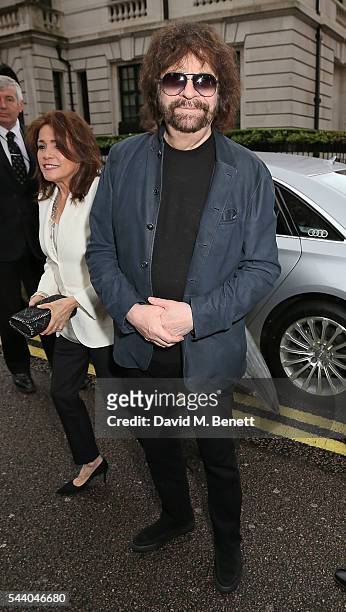 Jeff Lynne arrives at the Nordoff Robbins O2 Silver Clef Awards at The Grosvenor House Hotel on July 1, 2016 in London, England.